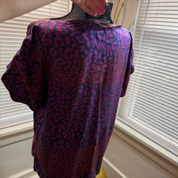 marc jacobs silk tshirt athleisure sport boxy cropped animal print top large - Picture 3 of 7
